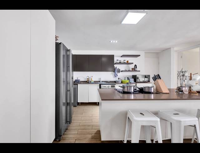5 BEDROOM HOUSE FOR SALE IN MORNINGSIDE